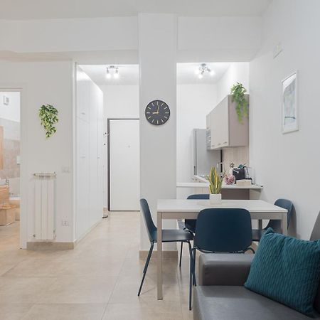 Storia & Mare - Free Parking - Castello Carlo V Apartment Crotone Exterior photo