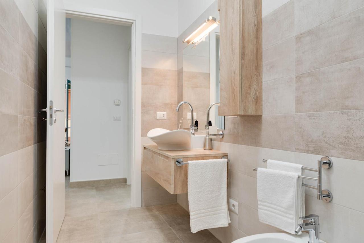 Storia & Mare - Free Parking - Castello Carlo V Apartment Crotone Exterior photo