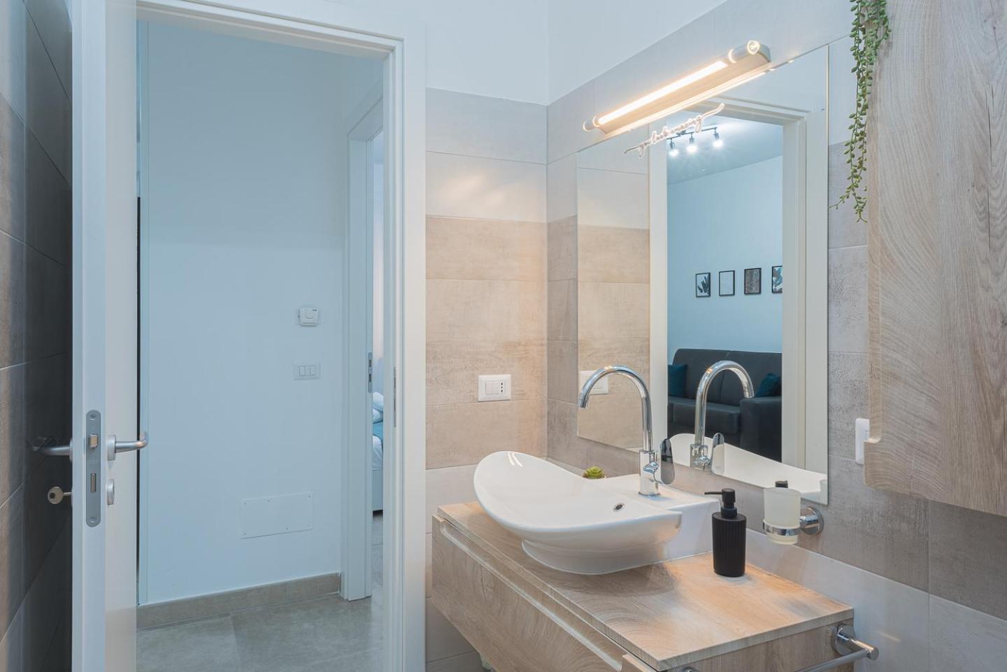 Storia & Mare - Free Parking - Castello Carlo V Apartment Crotone Exterior photo